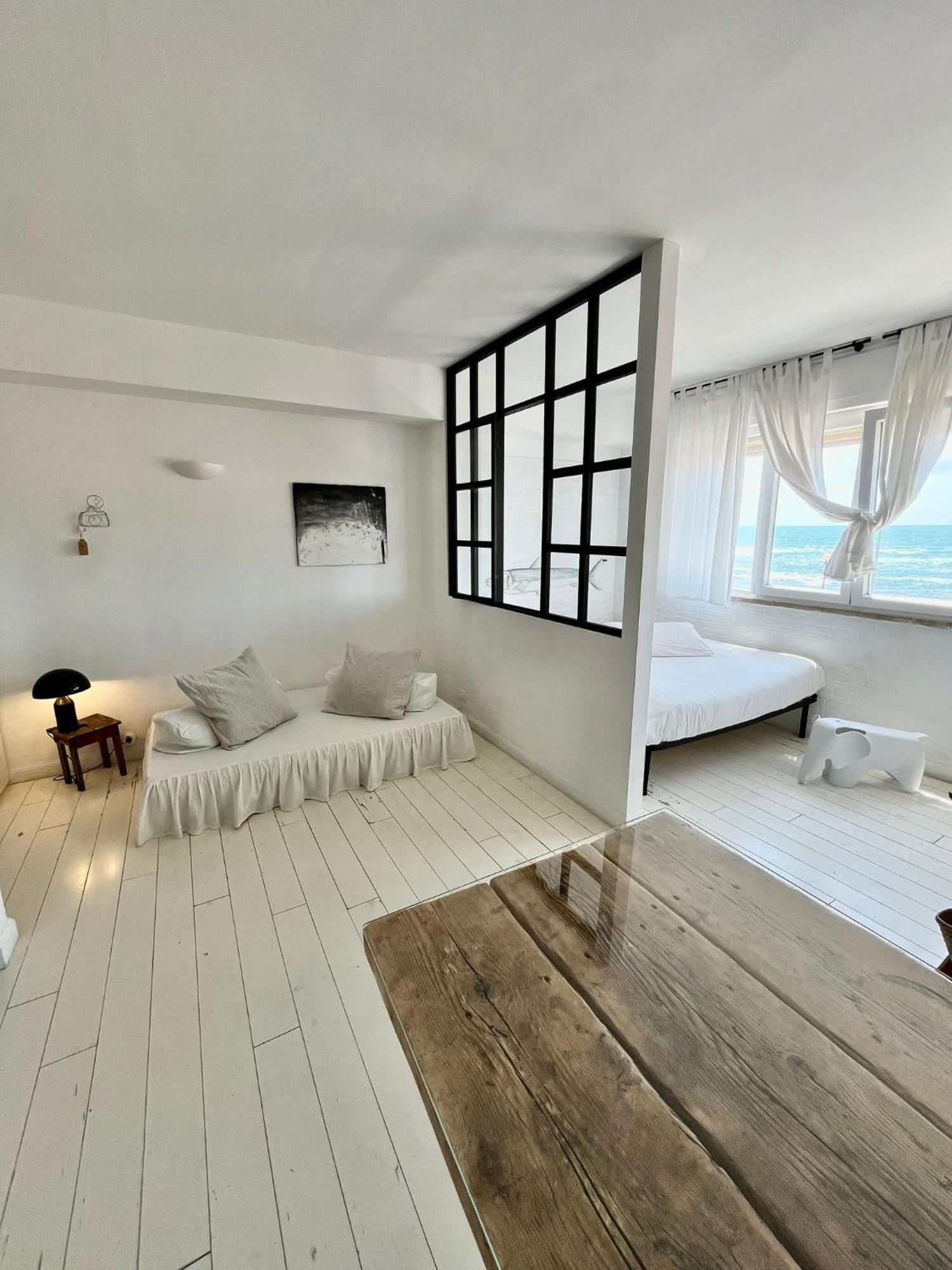 Sunset Loft Apartment Livorno Room photo